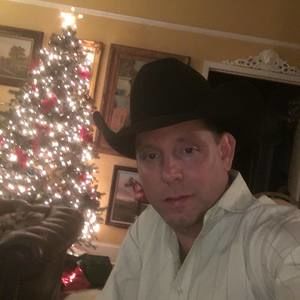 Meet your Posher, Val